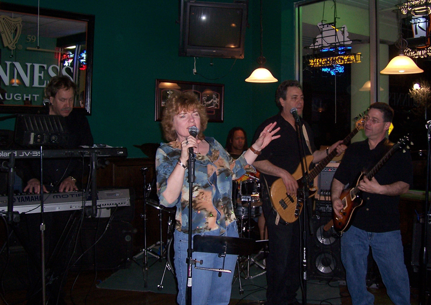 Dona performing at the Pleasant Valley Tavern